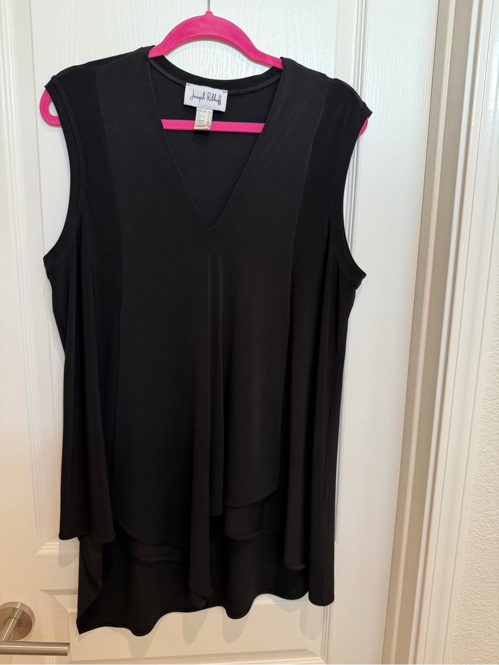 Joseph Ribkoff Black V-Neck Sleeveless Handkerchief Hem Top 16